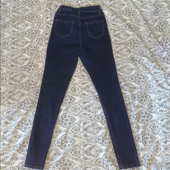High waisted skinny jeans. - Picture 2 of 2